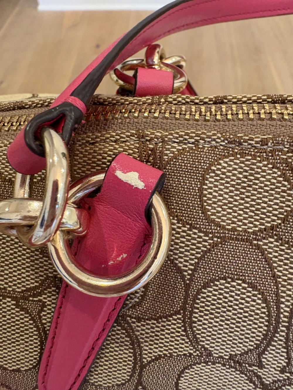 Coach F36722 Signature Canvas Tote Pink Trim Shoulder Bag - Picture 7 of 12